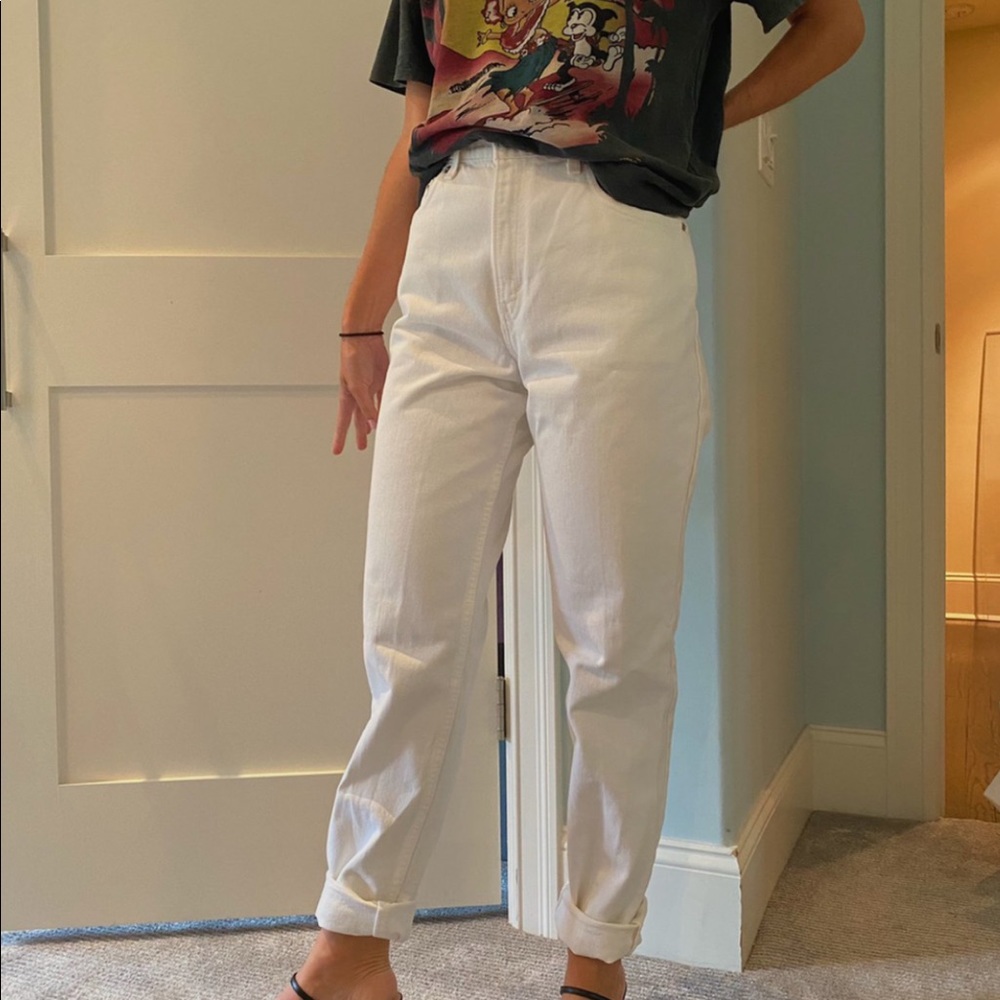 Vintage Levi’s 551 White Mom Jeans